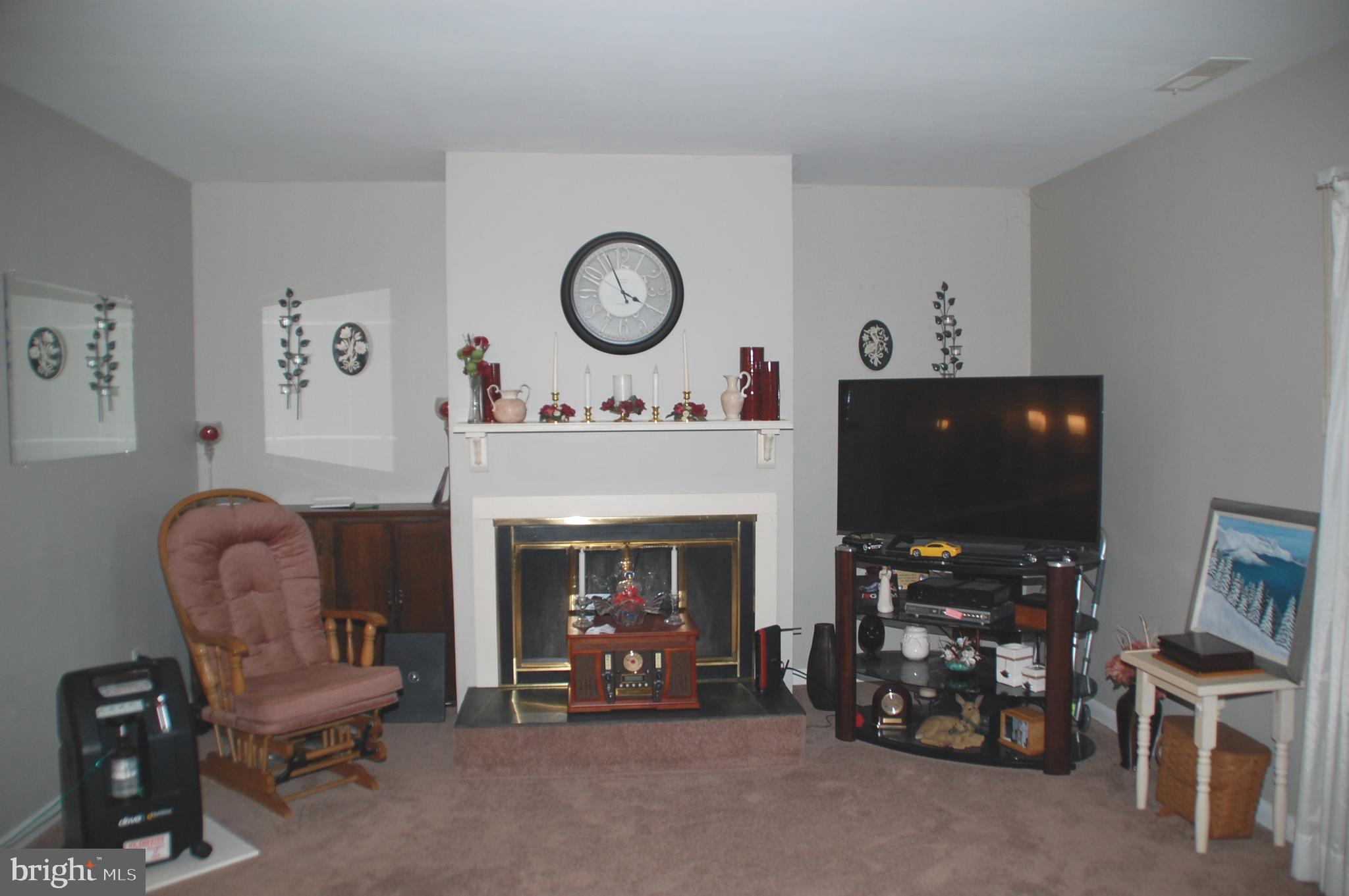 12 Centennial Road Telford, PA 18969 - Photo 11 of 35 and lots of room for your furniture.