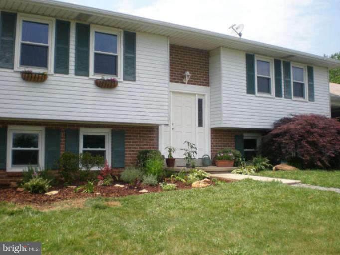 13216 Penn Shop Road Mount Airy, MD 21771 - Photo 9 of 17 Exterior (Front)