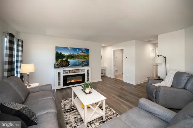 a vase of flowers sitting on a table