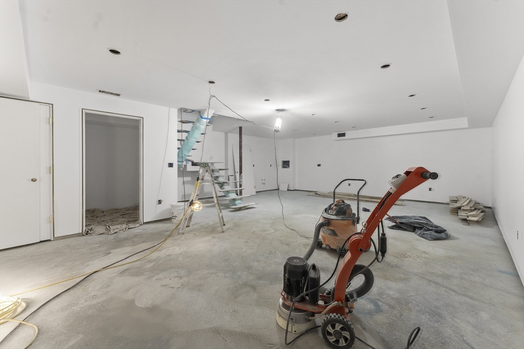 55 Harvey Street Cambridge, MA 02140 - Photo 33 of 39