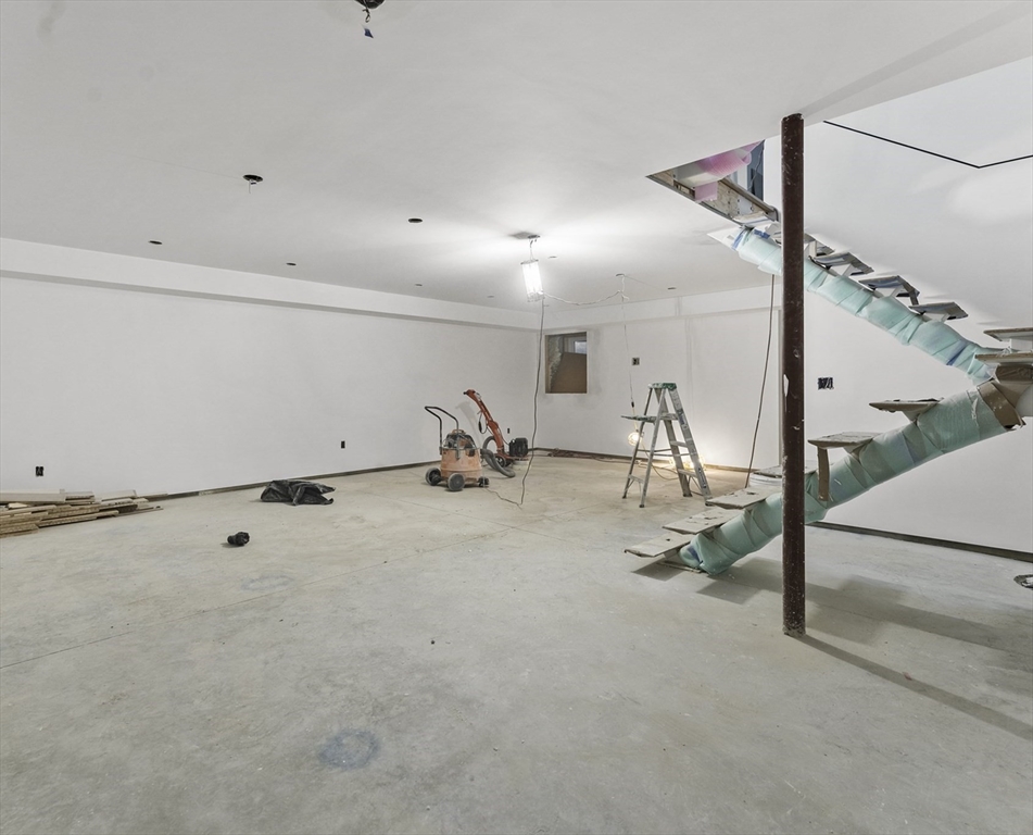 55 Harvey Street Cambridge, MA 02140 - Photo 34 of 39