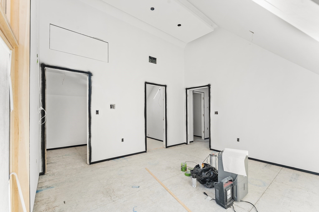 55 Harvey Street Cambridge, MA 02140 - Photo 6 of 39