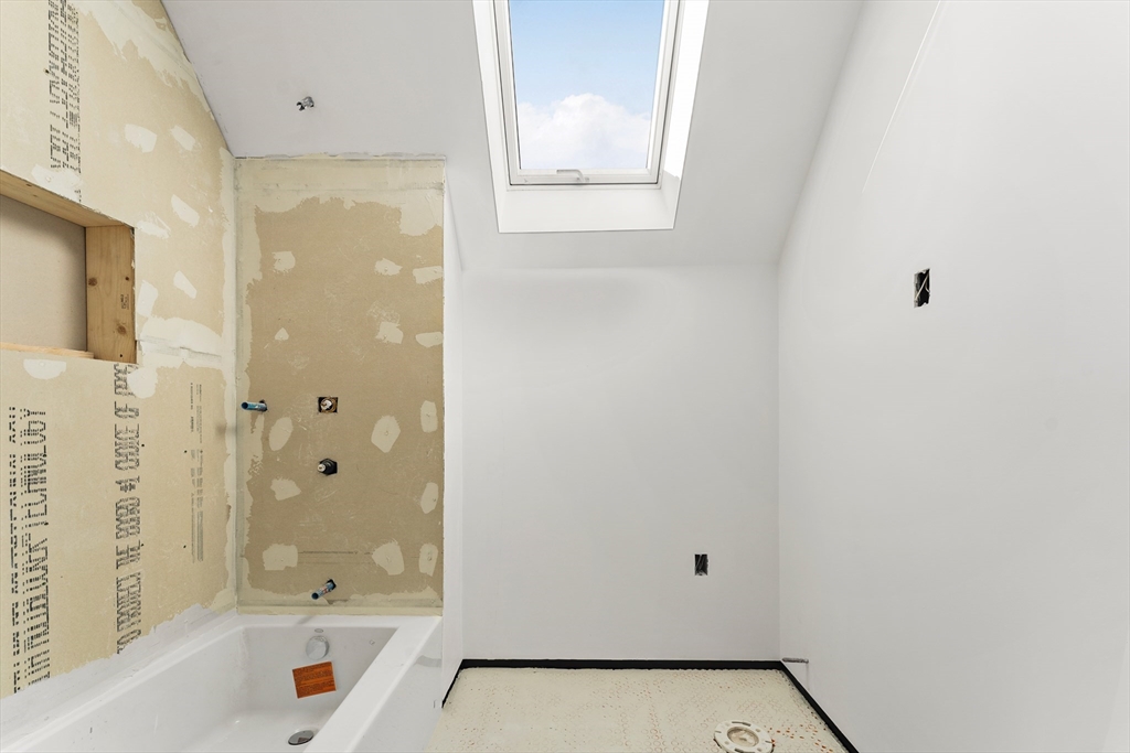 55 Harvey Street Cambridge, MA 02140 - Photo 7 of 39