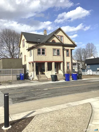 $1,800 | 85 Franklin Street, Torrington, CT 06790
