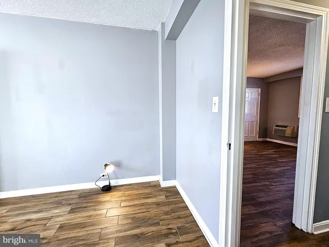 $2,100 | 4306 North Pershing Drive, Unit 43061, Arlington, VA 22203