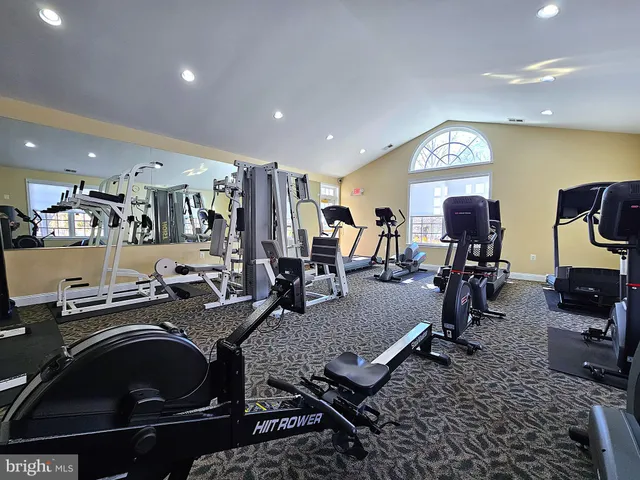 $2,100 | 4306 North Pershing Drive, Unit 43061, Arlington, VA 22203