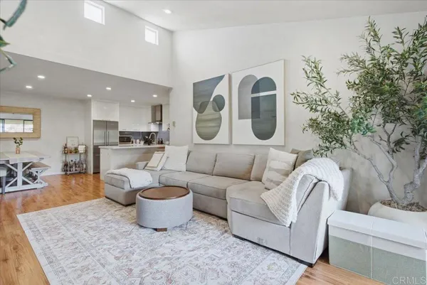 $725,000 | 1885 Diamond Street, Unit 321, San Diego, CA 92109