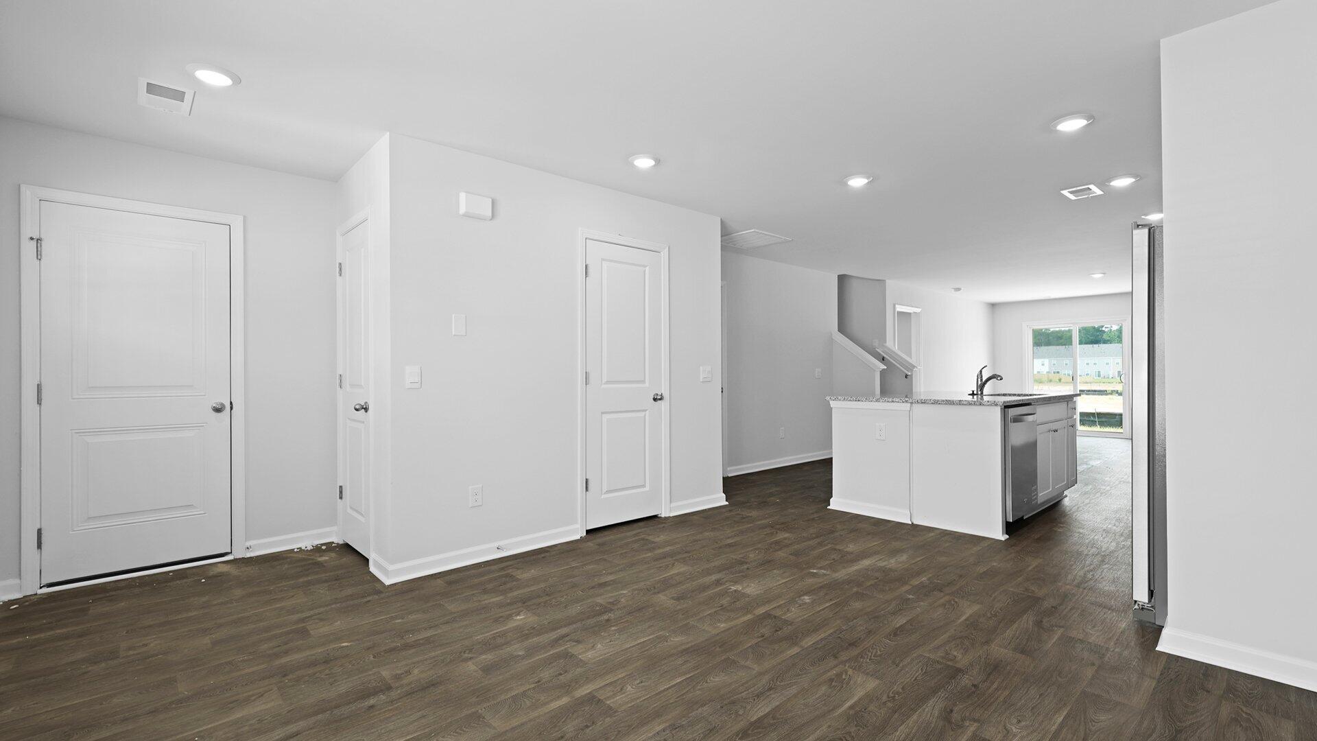 920 Long Blf Road Summerville, SC 29486 - Photo 17 of 32 16_550a9800