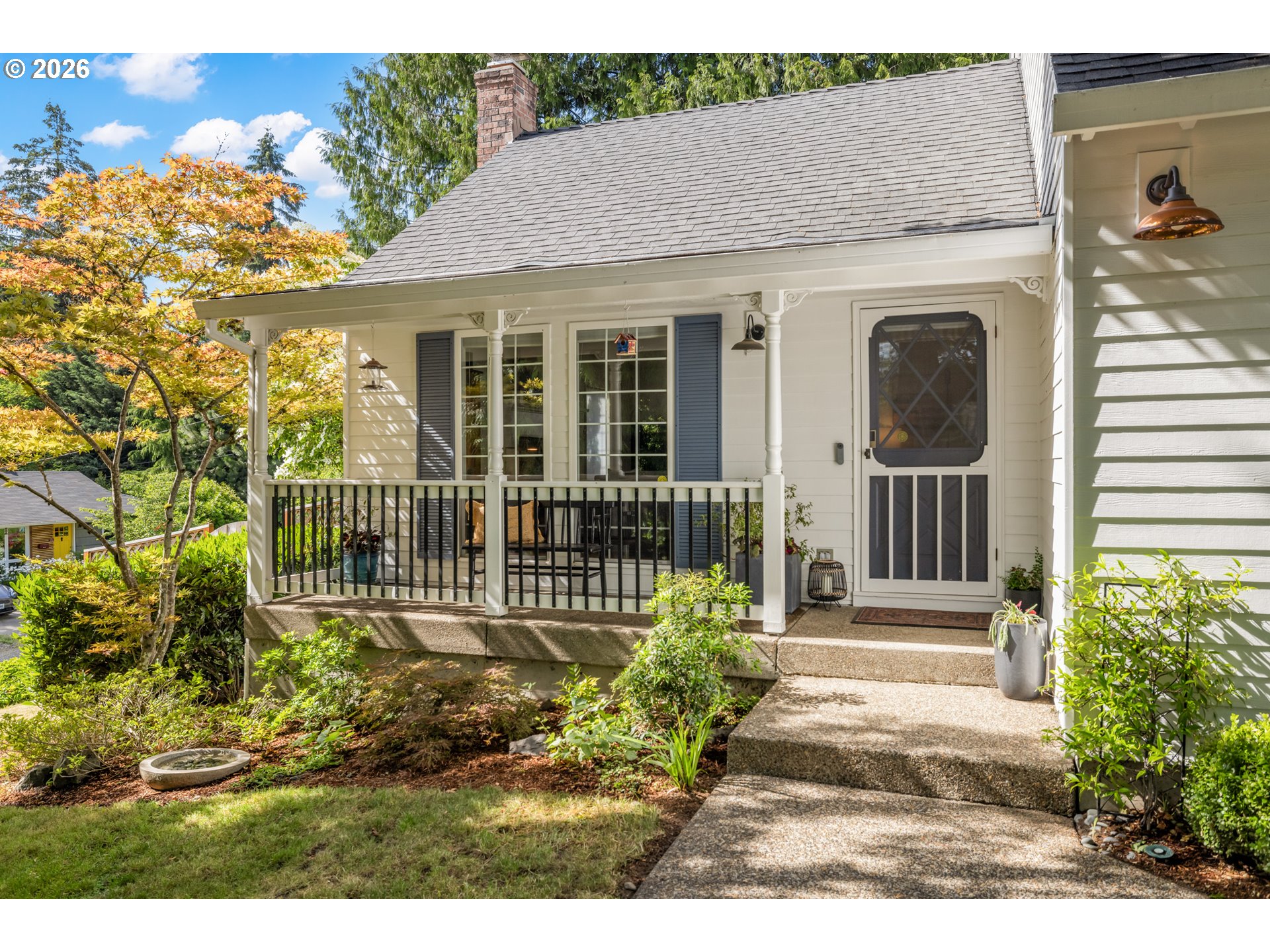 4629 Southwest Carson Street Portland, OR 97219 - Photo 4 of 40 Gallery Image 4