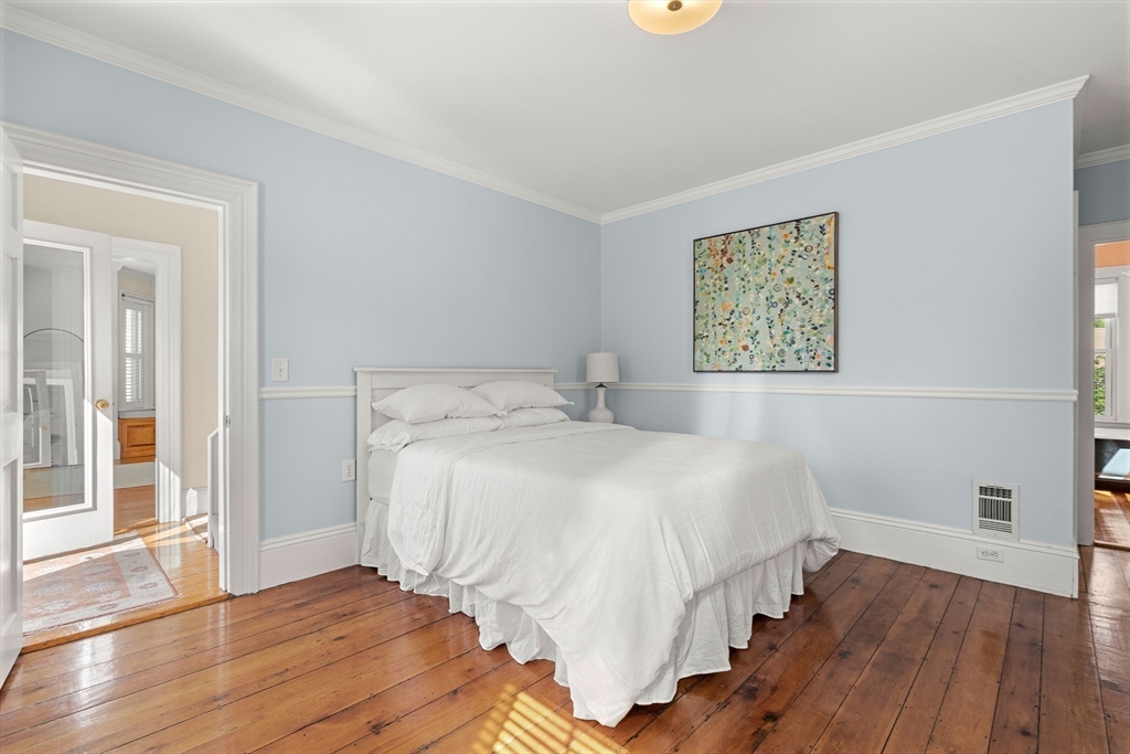 138 Lothrop Street Beverly, MA 01915 - Photo 29 of 42