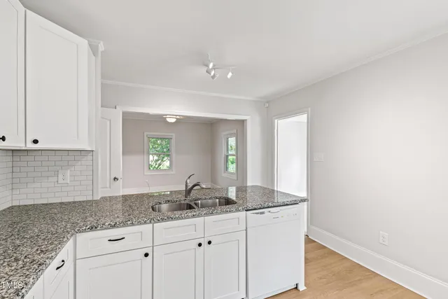 $1,500 | 1222 Duffy Place, Raleigh, NC 27603