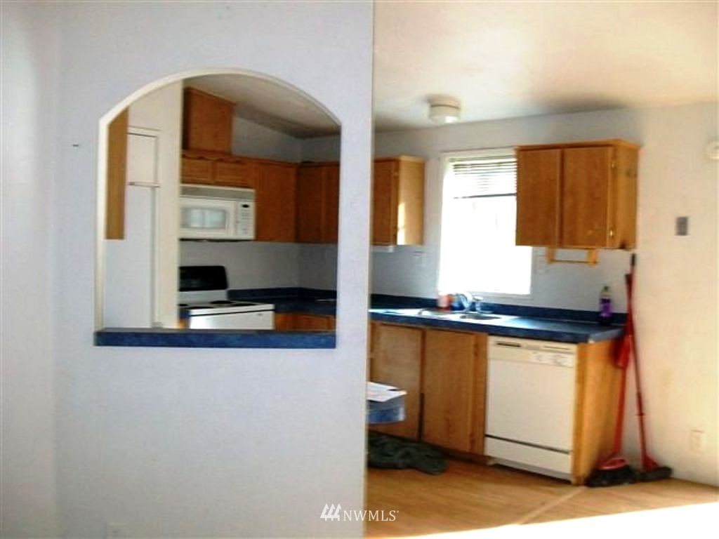 350 August Road Onalaska, WA 98570 - Photo 2 of 7 Gallery Image 2