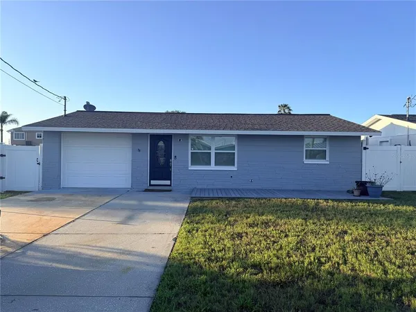 $2,500 | 6623 Boatyard Drive, Hudson, FL 34667