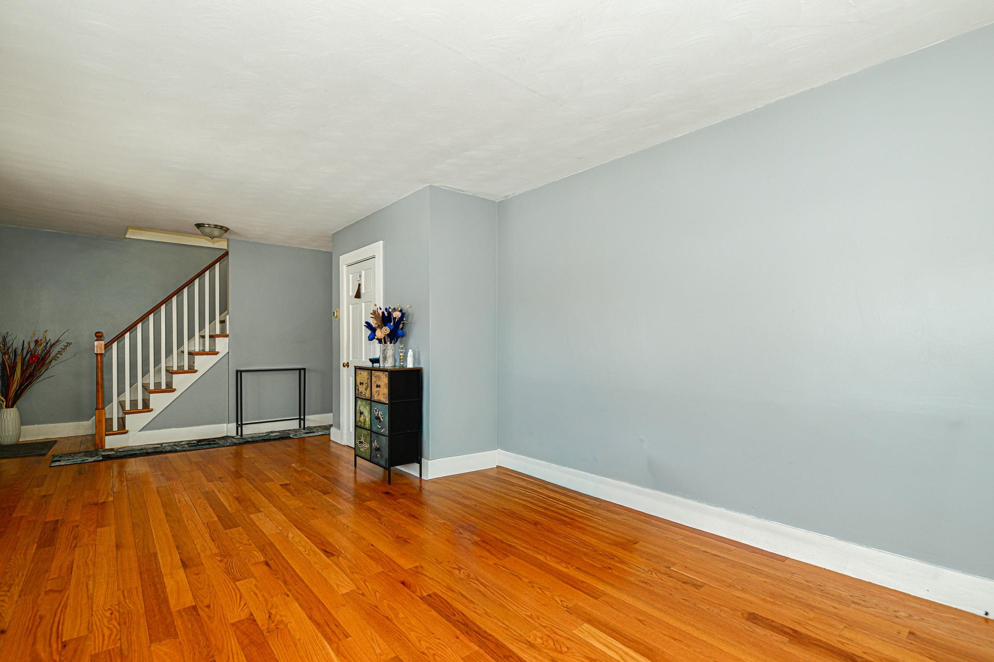 1 Thompson Road Nashua, NH 03060 - Photo 15 of 52