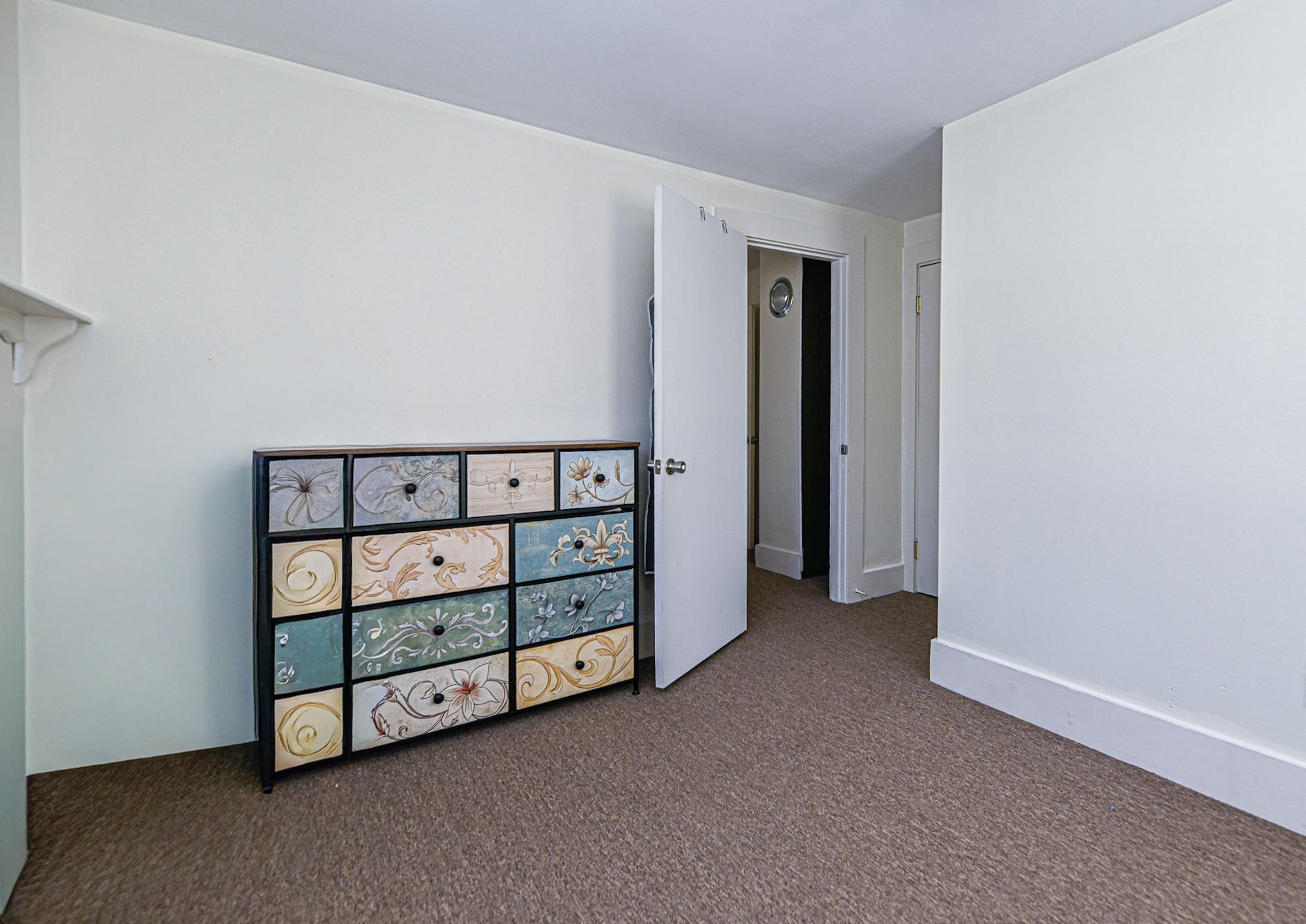 1 Thompson Road Nashua, NH 03060 - Photo 40 of 52