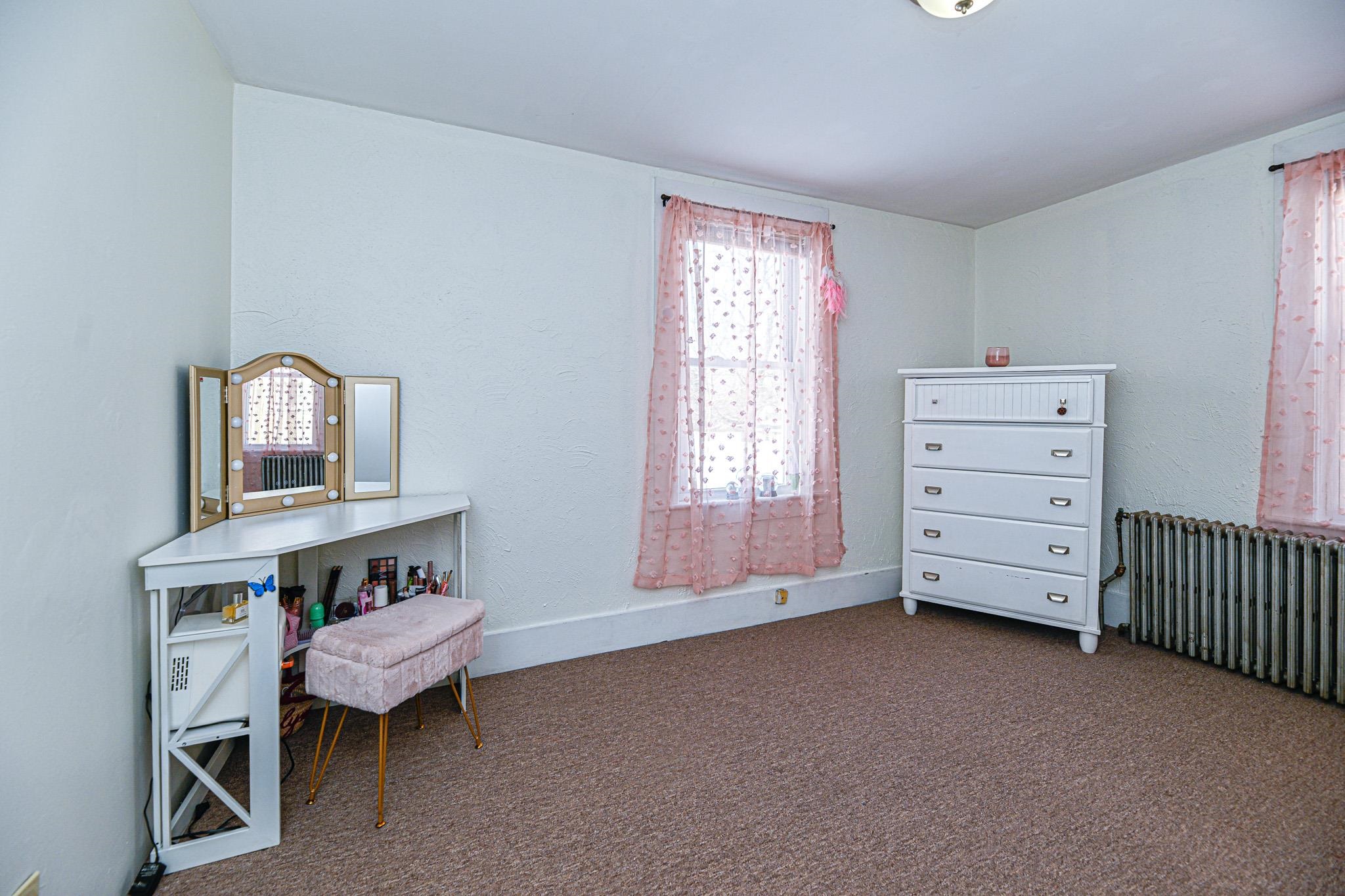 1 Thompson Road Nashua, NH 03060 - Photo 44 of 52