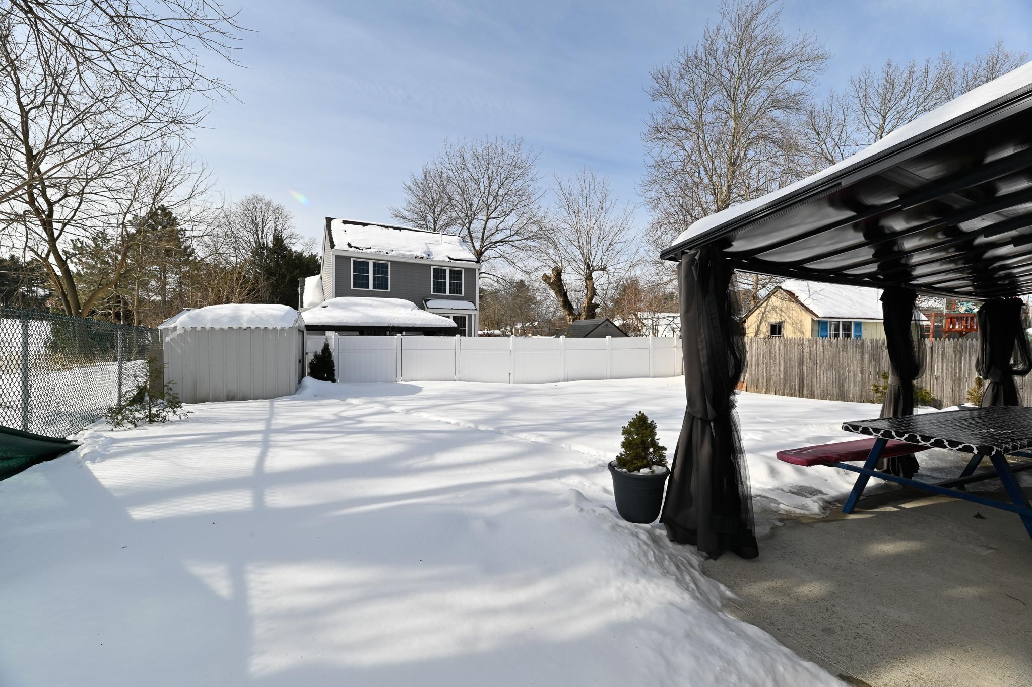 1 Thompson Road Nashua, NH 03060 - Photo 7 of 52