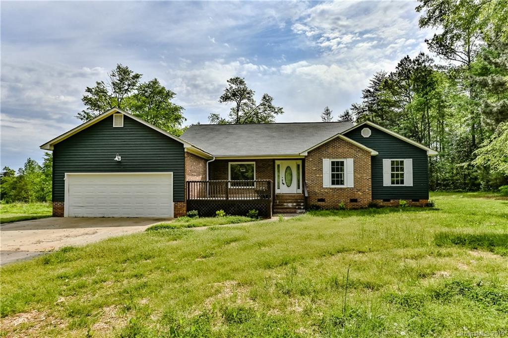 1044 State Rd S-46-564 Clover, SC 29710 - Photo 1 of 31 Gallery Image 1