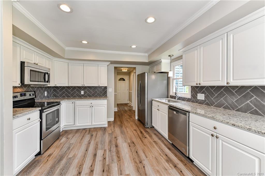 1044 State Rd S-46-564 Clover, SC 29710 - Photo 14 of 31 Gallery Image 14