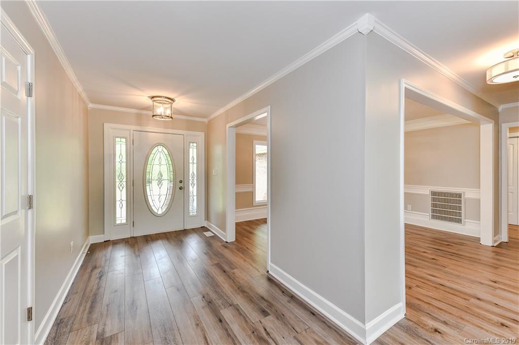 1044 State Rd S-46-564 Clover, SC 29710 - Photo 7 of 31 Gallery Image 7