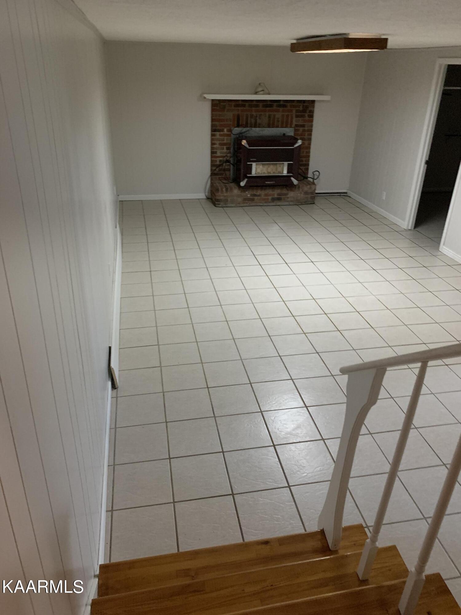 679 Oak Grove Road Madisonville, TN 37354 - Photo 13 of 27 Down Stairs large Living Room