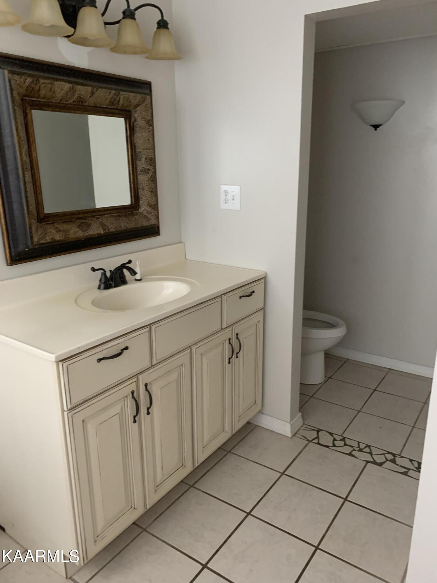 679 Oak Grove Road Madisonville, TN 37354 - Photo 19 of 27 Down Stairs Bath