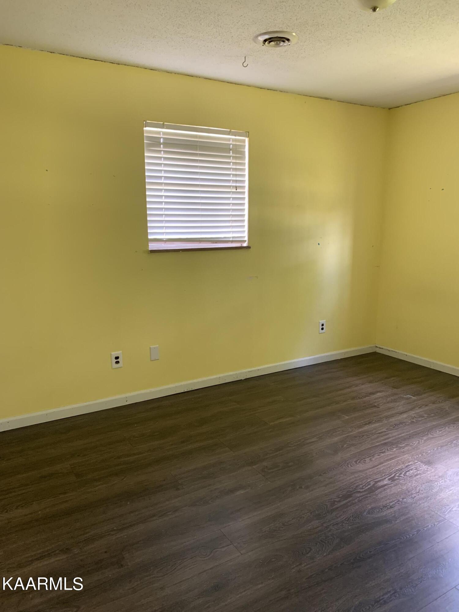 679 Oak Grove Road Madisonville, TN 37354 - Photo 7 of 27 Master