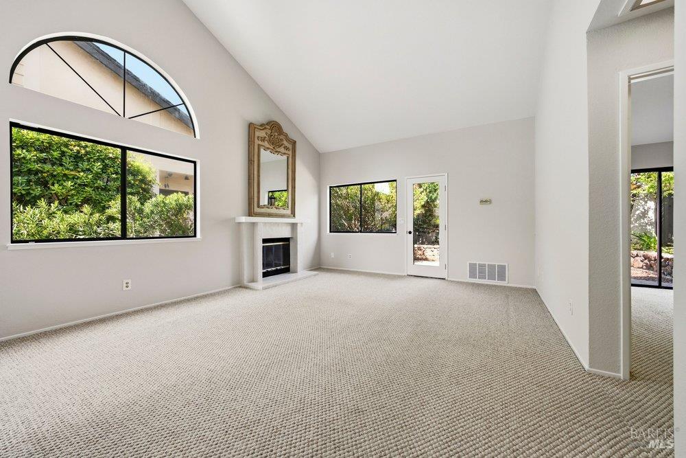 6 Village Court San Rafael, CA 94903 - Photo 8 of 66