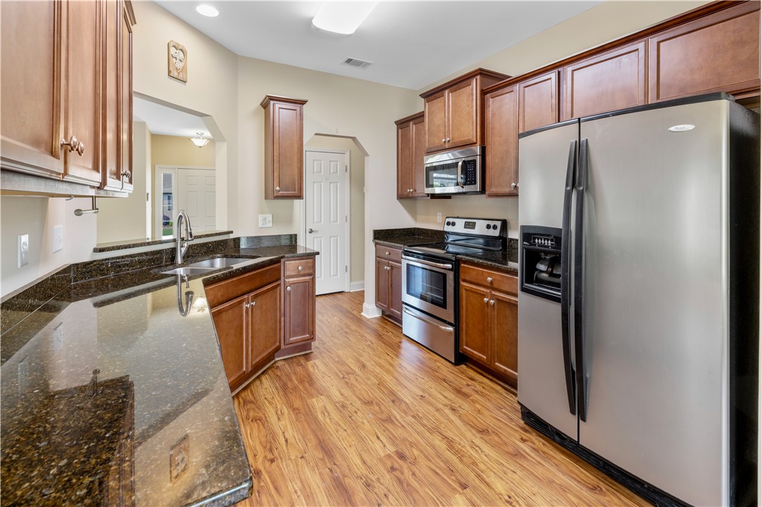 240 Terrace View Way Seneca, SC 29678 - Photo 10 of 31