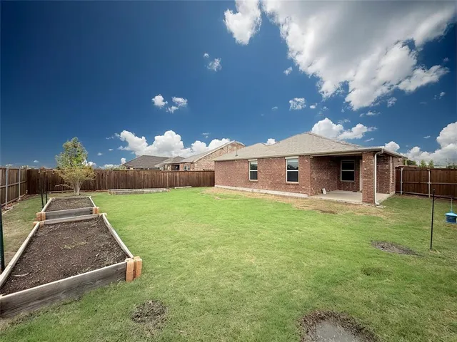 $379,000 | 6409 Tudor Place, Aubrey, TX 76227