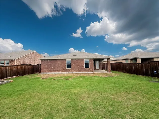 $379,000 | 6409 Tudor Place, Aubrey, TX 76227