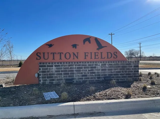 $379,000 | 6409 Tudor Place, Aubrey, TX 76227