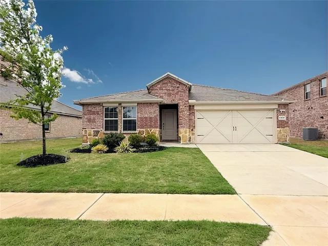 $379,000 | 6409 Tudor Place, Aubrey, TX 76227