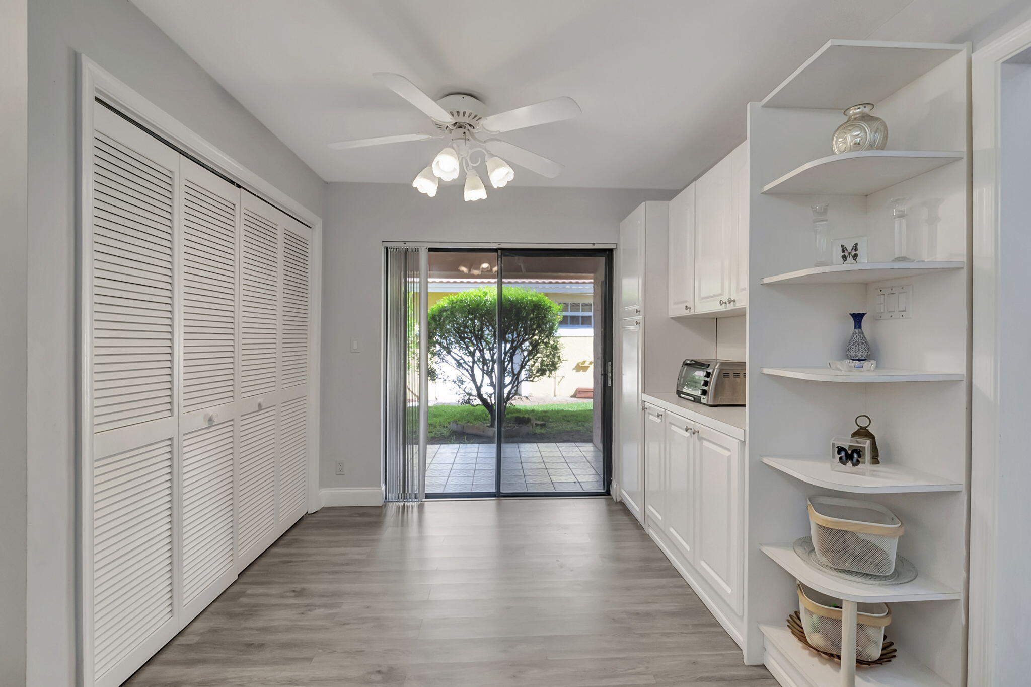 10204 Camelback Lane Boca Raton, FL 33498 - Photo 17 of 50 22-web-or-mls-DSC_8421