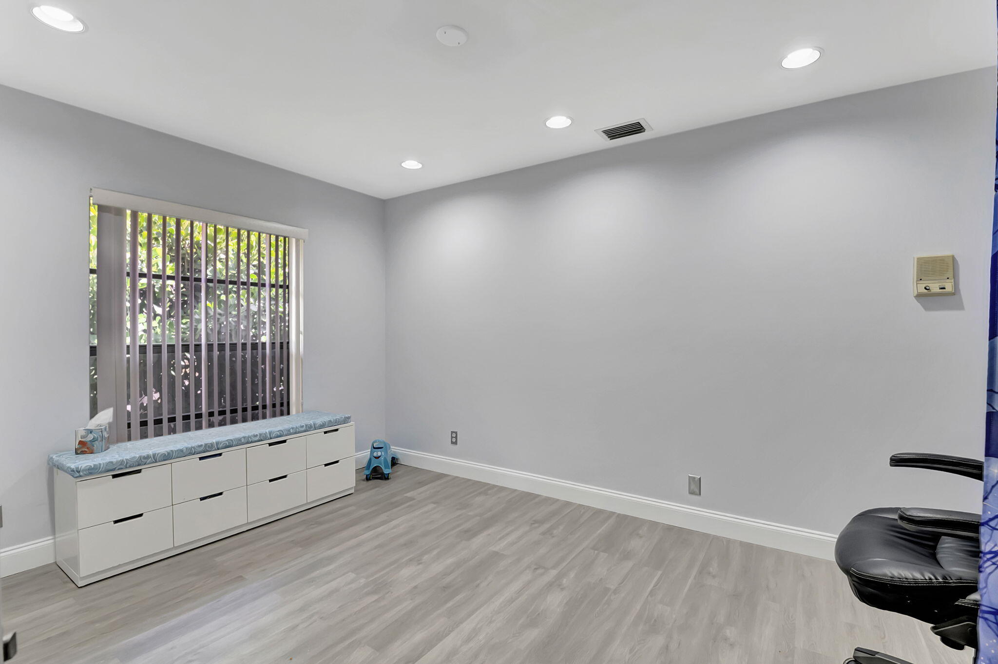 10204 Camelback Lane Boca Raton, FL 33498 - Photo 30 of 50 35-web-or-mls-DSC_8486