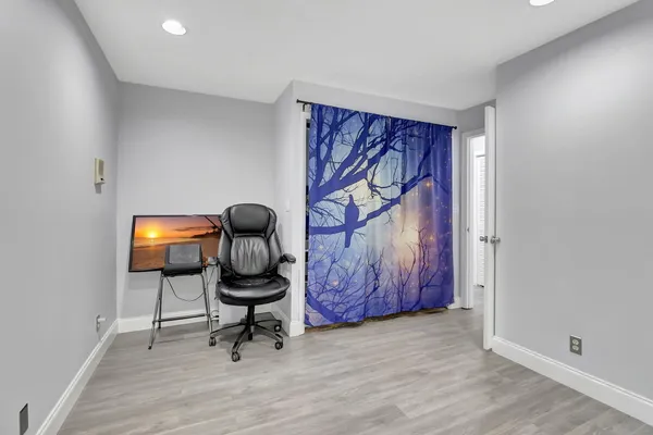 $3,999 | 10204 Camelback Lane, Boca Raton, FL 33498