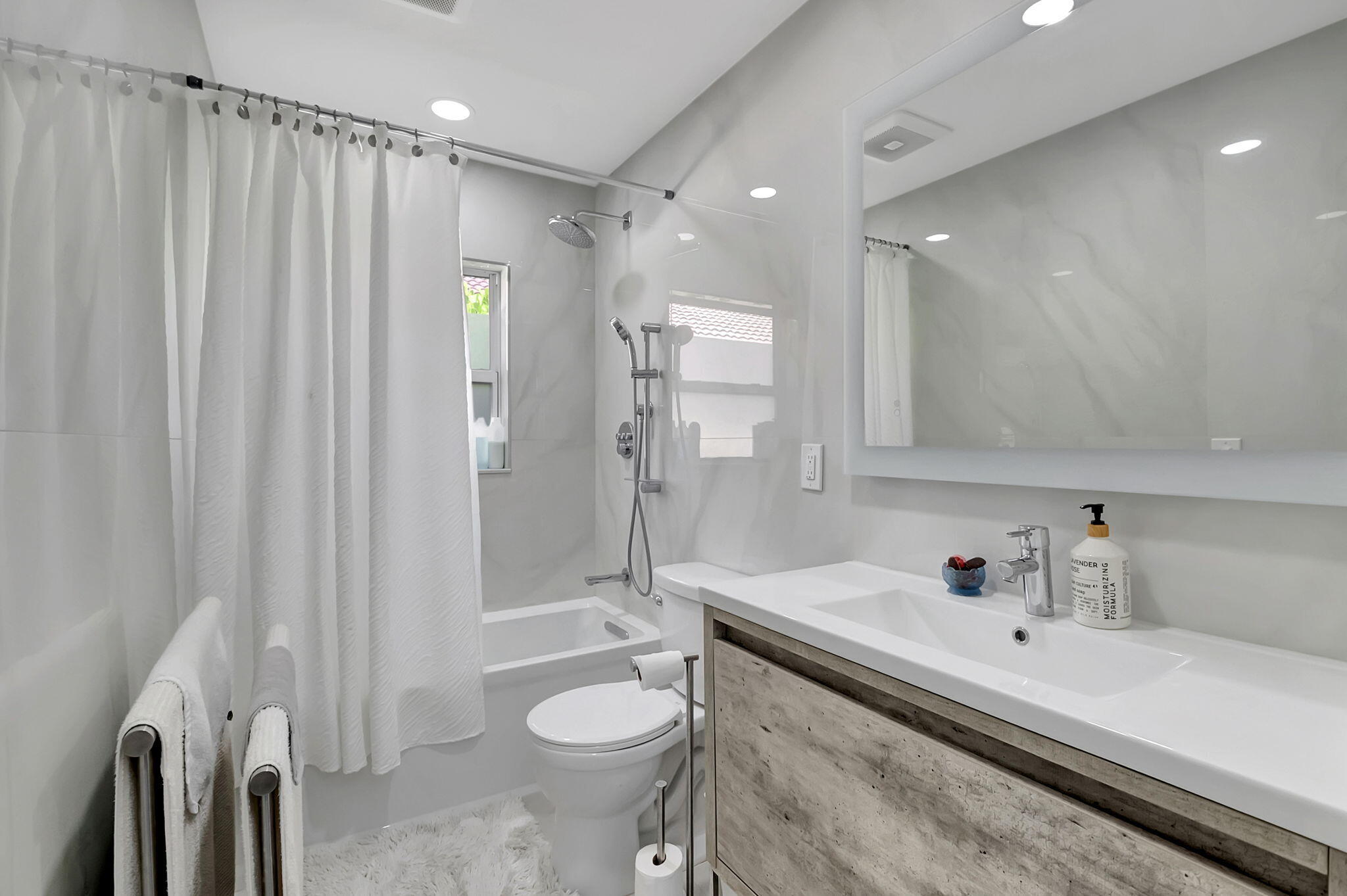 10204 Camelback Lane Boca Raton, FL 33498 - Photo 32 of 50 37-web-or-mls-DSC_8496