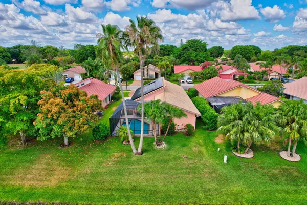$3,999 | 10204 Camelback Lane, Boca Raton, FL 33498