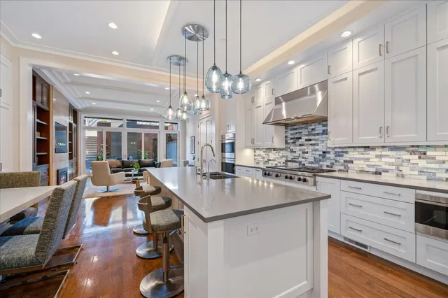 $4,200,000 | 1921 North Dayton Street, Chicago, IL 60614