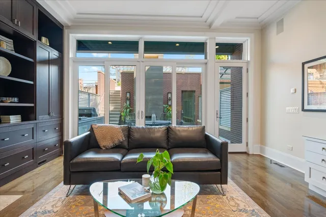 $4,200,000 | 1921 North Dayton Street, Chicago, IL 60614