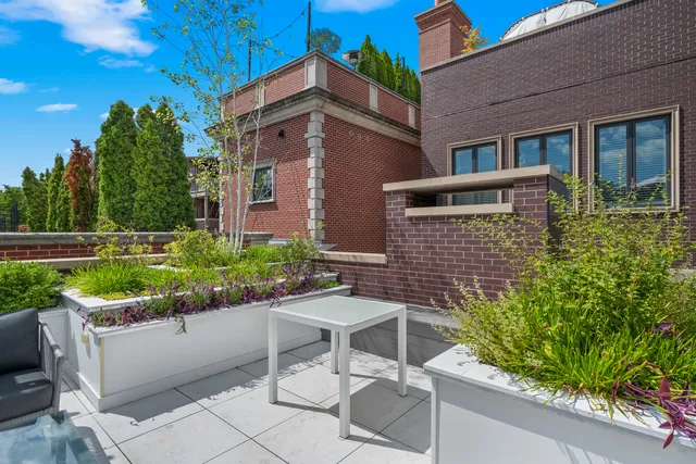 $4,200,000 | 1921 North Dayton Street, Chicago, IL 60614