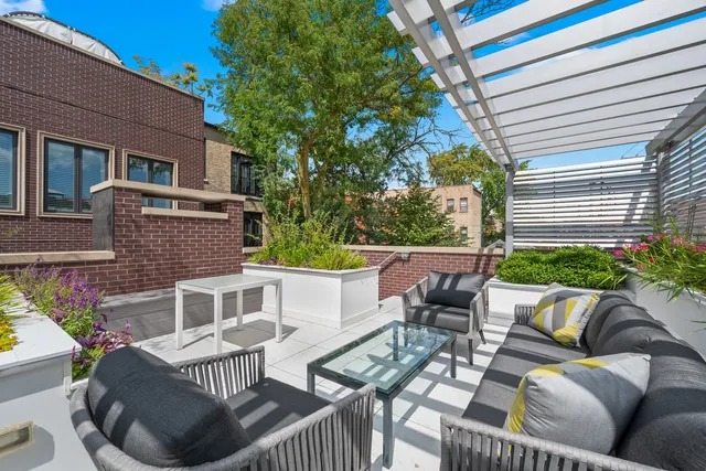 $4,200,000 | 1921 North Dayton Street, Chicago, IL 60614