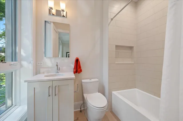 $4,200,000 | 1921 North Dayton Street, Chicago, IL 60614