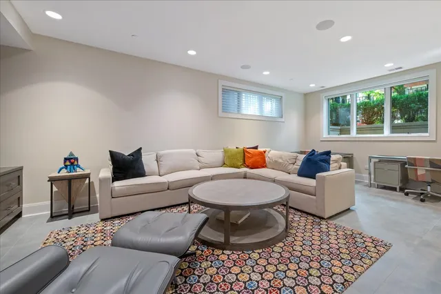 $4,200,000 | 1921 North Dayton Street, Chicago, IL 60614