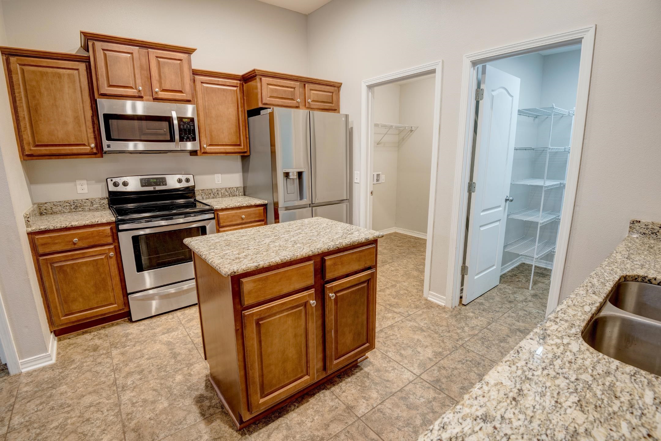 15345 Fremont Court Foley, AL 36535 - Photo 16 of 35 Kitchen
