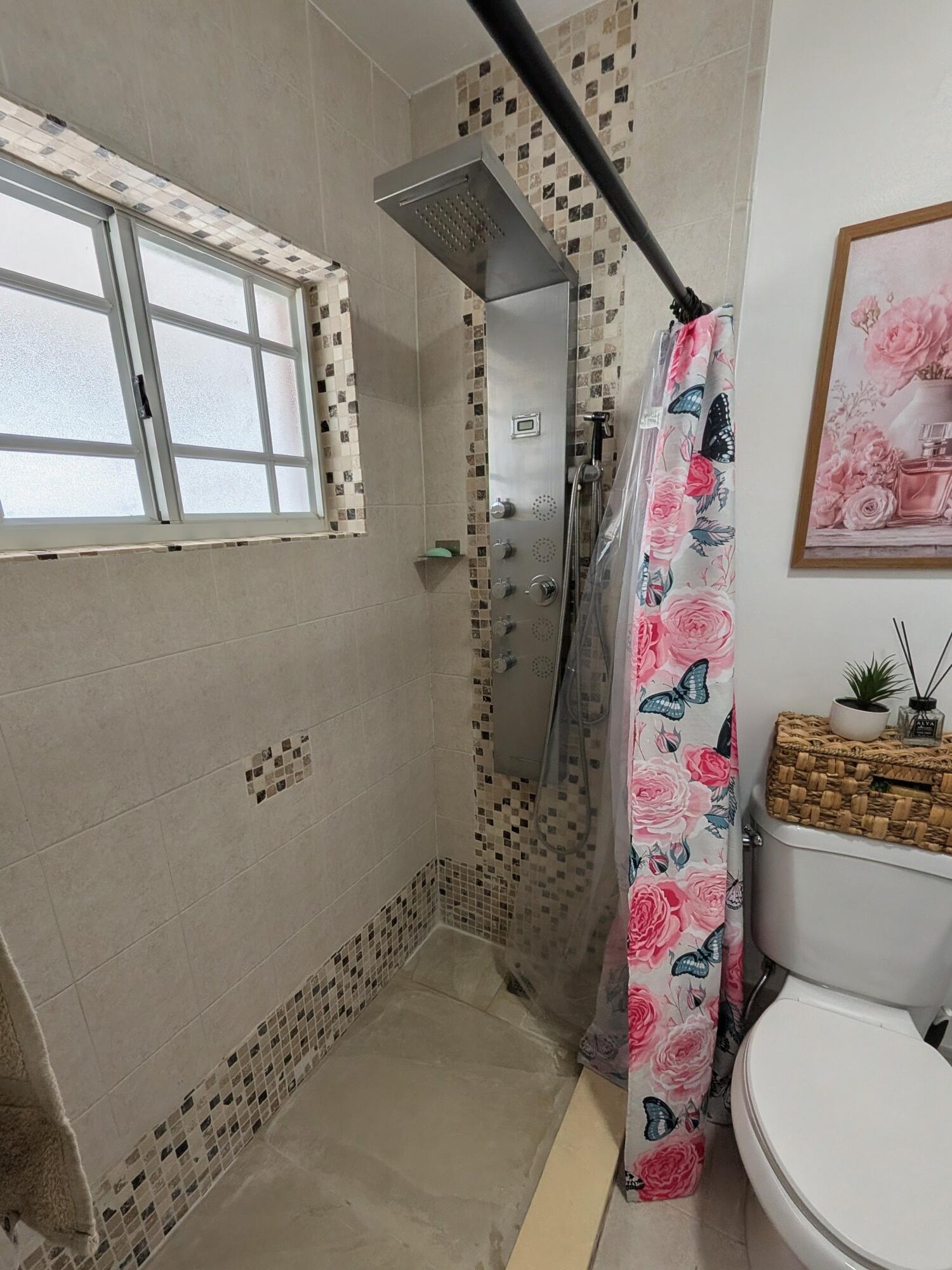 10903 West Okeechobee Road, Unit 201 Hialeah, FL 33018 - Photo 15 of 36 PXL_20260709_204723023~2