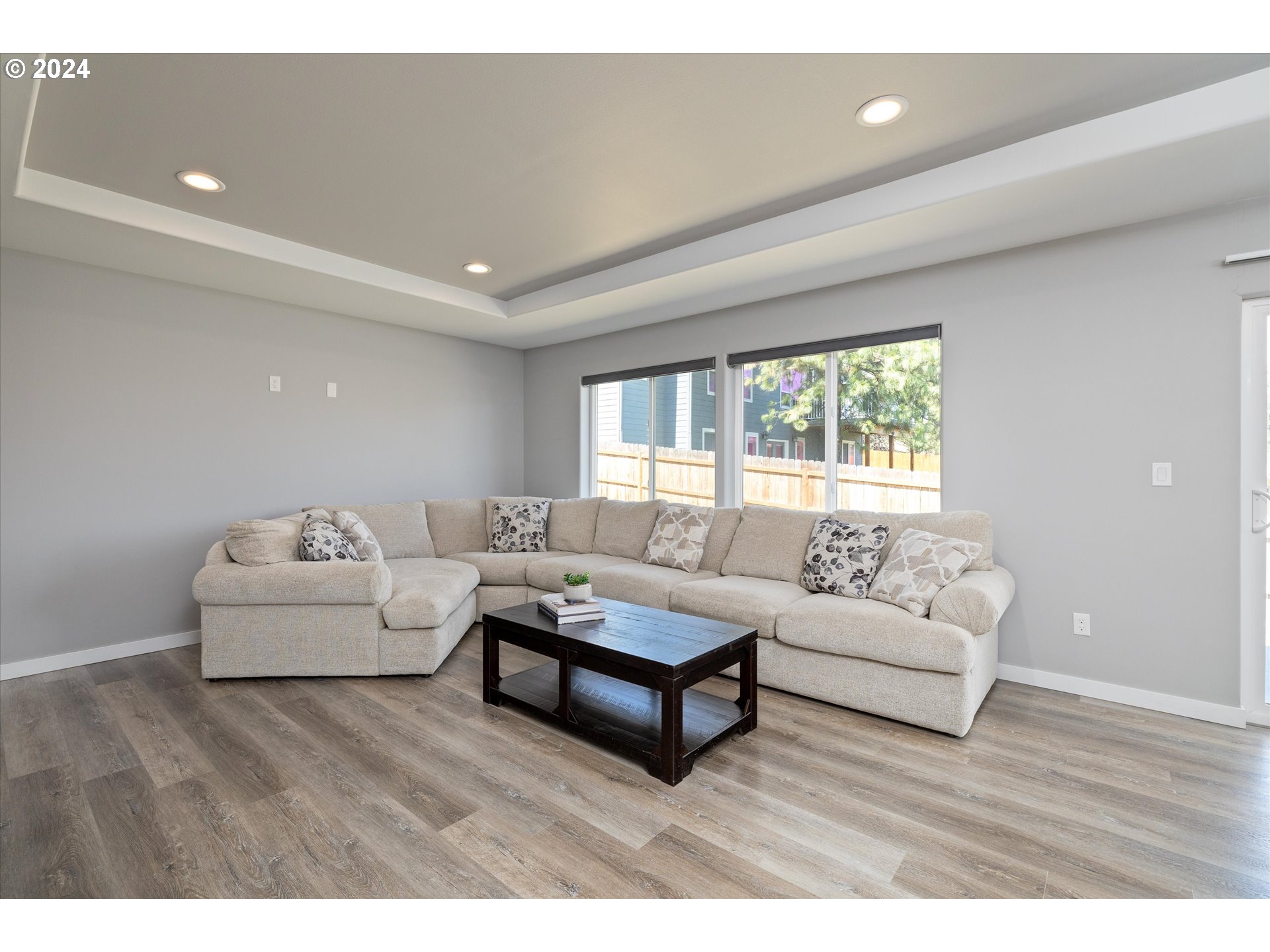 1489 Elberta Street West The Dalles, OR 97058 - Photo 6 of 29 a living room with furniture and a large window