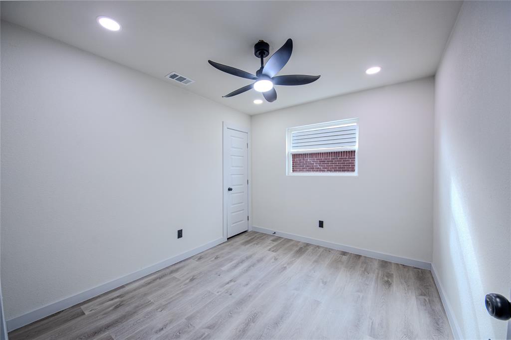 1101 Fouts Drive Irving, TX 75061 - Photo 22 of 36