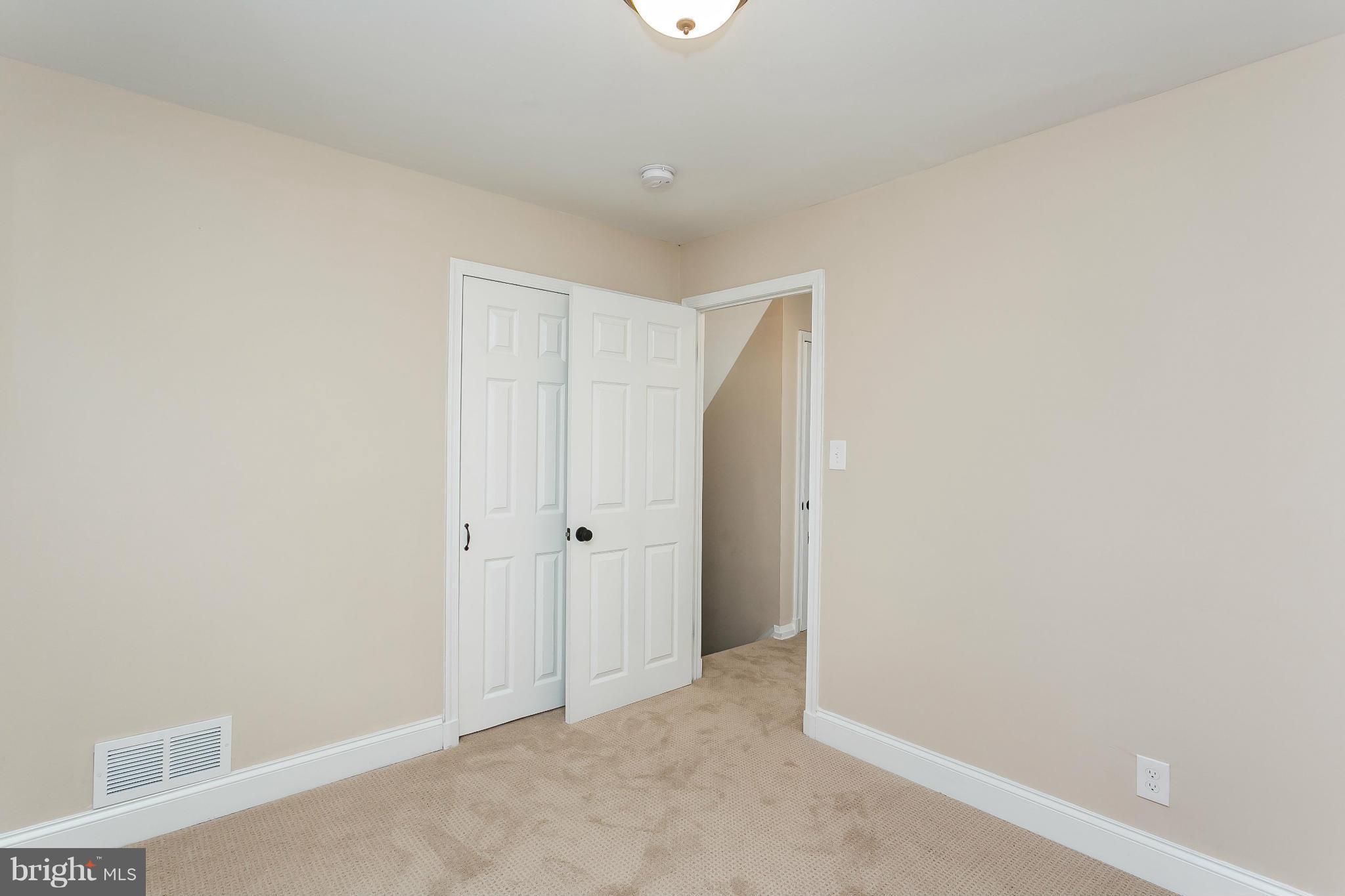 3816 Milford Mill Road Baltimore, MD 21244 - Photo 15 of 27 Bedroom