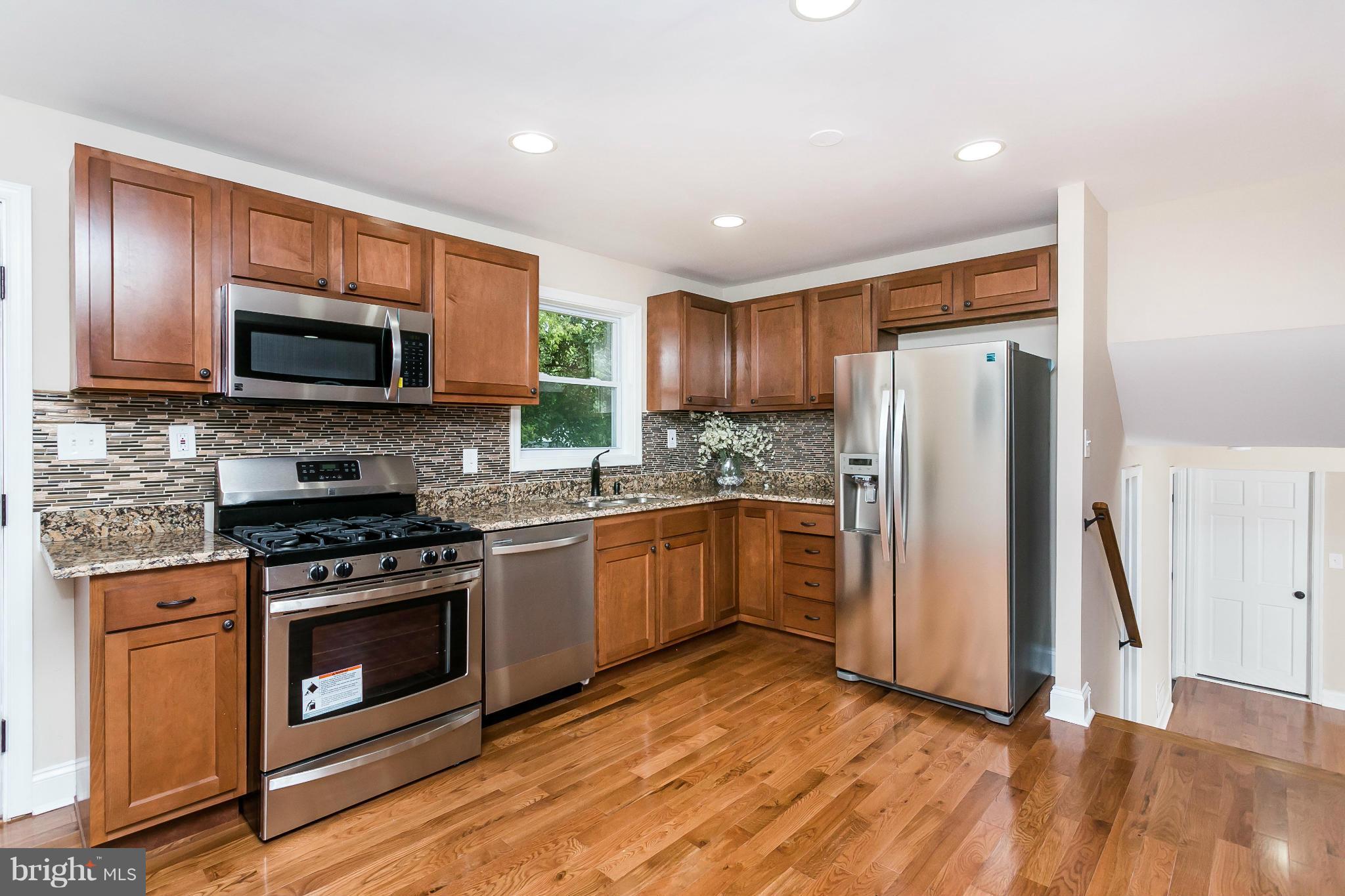 3816 Milford Mill Road Baltimore, MD 21244 - Photo 6 of 27 Kitchen